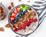 Yogurth con granola natural. Yogurth con granola natural.