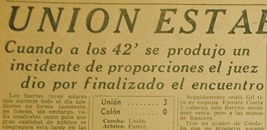 Recorte que refleja el clásico santafesino suspendido en el año 1958.