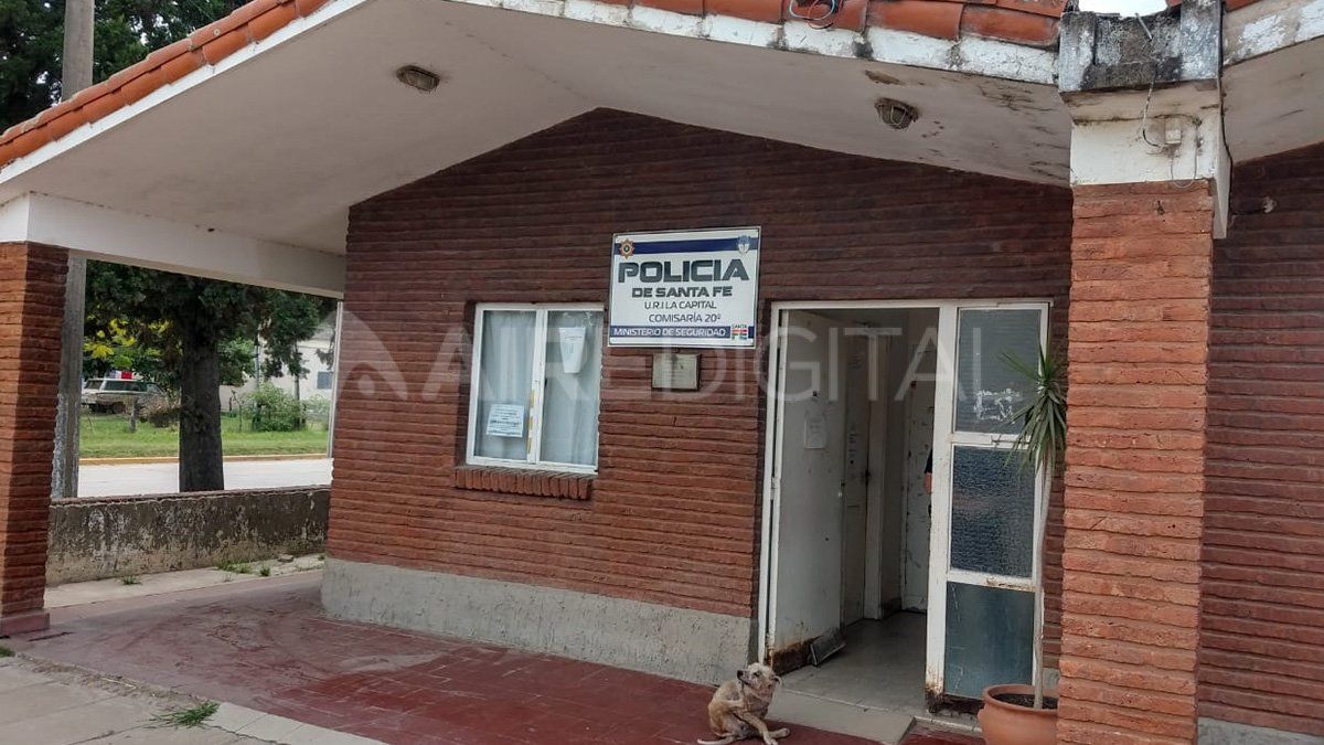 El cuerpo fue trasladado a la comisaría 20° de Ángel Gallardo.