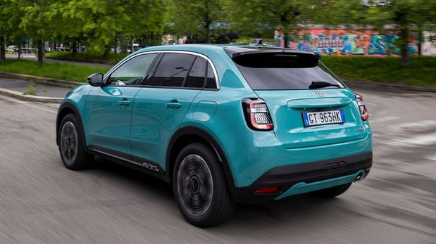 El Fiat 600 Hybrid llegó para competir con los SUV más vendidos.