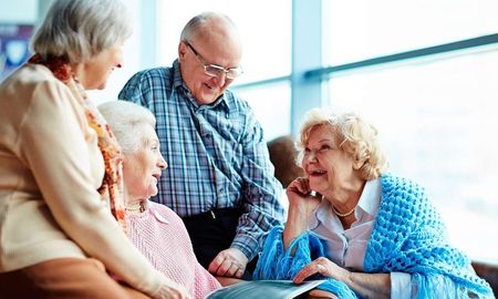 La meditación puede ser una gran aliada para los adultos mayores. La meditación puede ser una gran aliada para los adultos mayores.