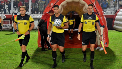 Dura sanción de AFA a un rival de Colón por amenazar al árbitro: 