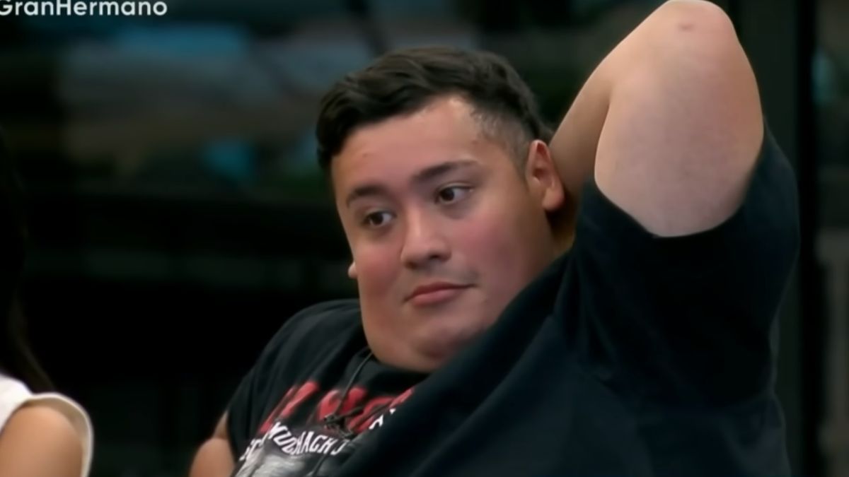 Manzana fue capturado por las cámaras de Gran Hermano en un momento íntimo.