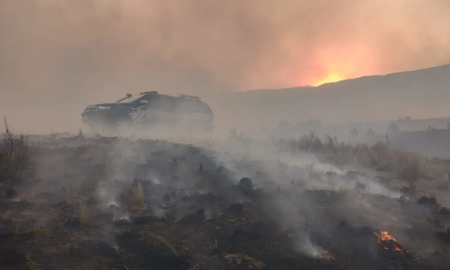 Las autoridades anunciaron que durante octubre y noviembre continúa la alerta extrema por riesgo de incendios. Las autoridades anunciaron que durante octubre y noviembre continúa la alerta extrema por riesgo de incendios.