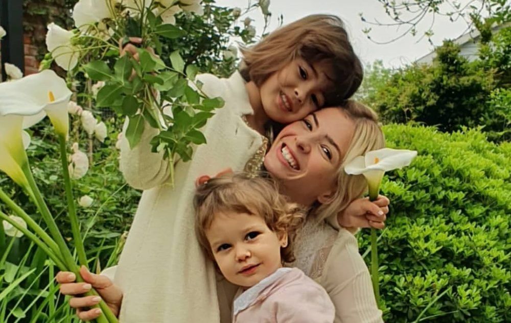 La China Suárez les regaló a sus hijas una casita de 60 mil pesos: las fotos