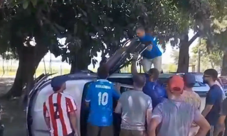Accidente y vuelco en la Costanera de Santa Fe. Accidente y vuelco en la Costanera de Santa Fe.