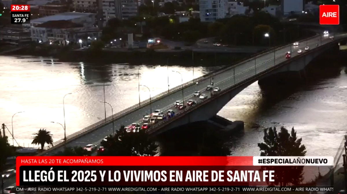 La reducción del tránsito por el accidente quedó captada por las cámaras de AIRE sobre el Puente Oroño. La reducción del tránsito por el accidente quedó captada por las cámaras de AIRE sobre el Puente Oroño.