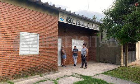 La reunión de los vecinos fue en la vecinal de barrio Adelina Oeste de Santo Tomé. La reunión de los vecinos fue en la vecinal de barrio Adelina Oeste de Santo Tomé.