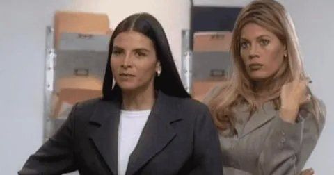 Marcela Valencia y Patricia Fernández.