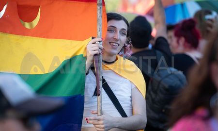 En la ciudad de Santa Fe, la marcha iniciará a las 18 en la Plaza Pueyrredón, con una movilización hasta El Molino Fábrica Cultural. En la ciudad de Santa Fe, la marcha iniciará a las 18 en la Plaza Pueyrredón, con una movilización hasta El Molino Fábrica Cultural.