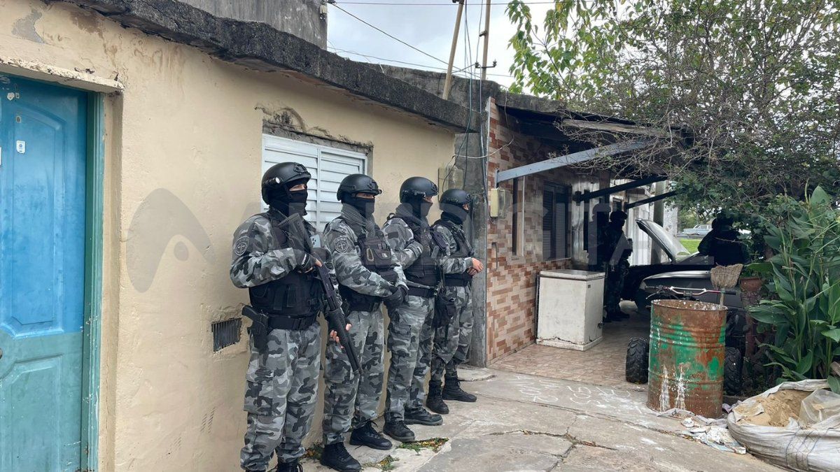 Los agentes realizaron 11 allanamientos en Barranquitas y Las Flores&nbsp;