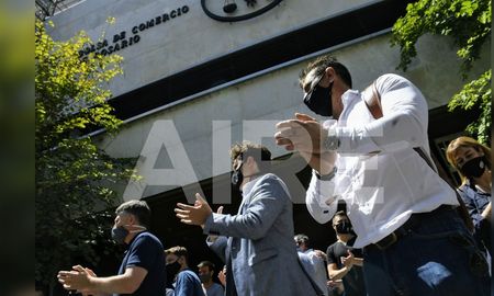 Una de las últimas protestas de acreedores de Vicentin en Rosario. Una de las últimas protestas de acreedores de Vicentin en Rosario.