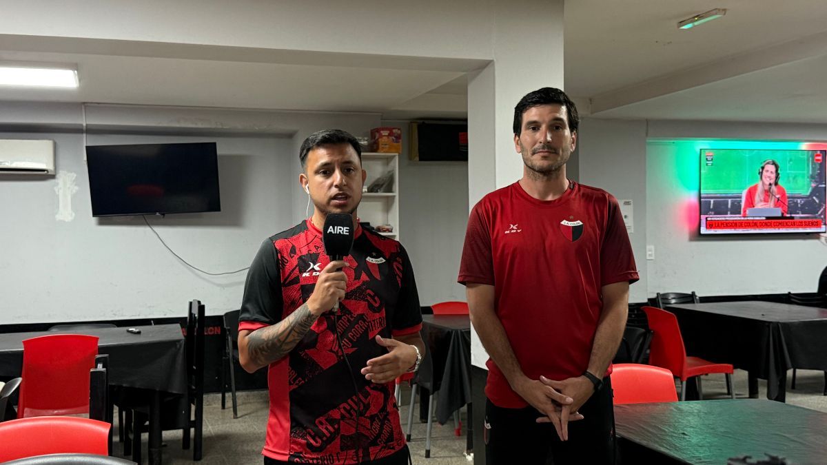 Juanchi Molina junto a Nicolás Gentinetta en la pensión de Colón.