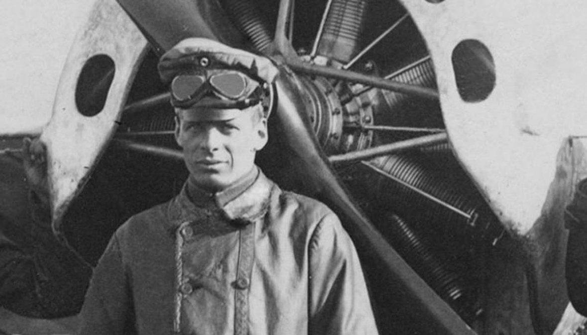Oswald Boelcke es considerado el padre de la Fuerza Aérea alemana. Fue el primero en formalizar las reglas del combate aéreo.