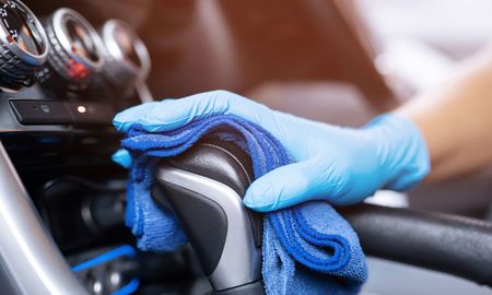 Con estos simples consejos, podrás mantener el interior de tu auto limpio y fresco. Con estos simples consejos, podrás mantener el interior de tu auto limpio y fresco.