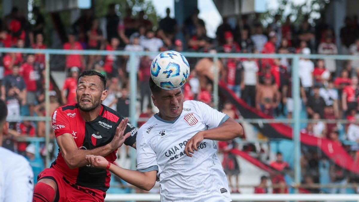 Colón perdió por penales ante San Martín y quedó eliminado de la Copa Argentina repentinamente