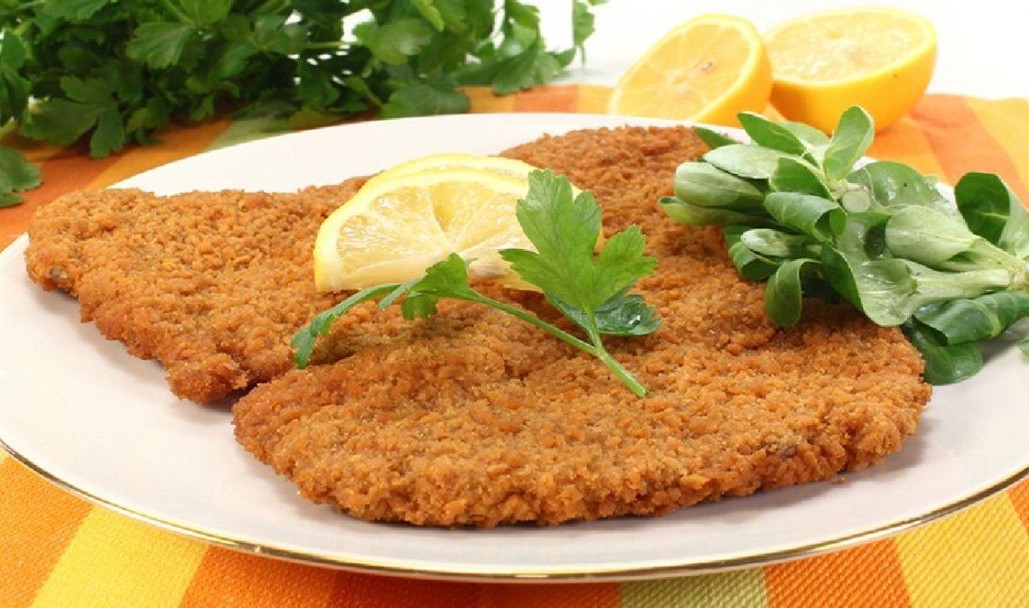 5 tipos de milanesas, el plato preferido de Messi y Dibu Martínez