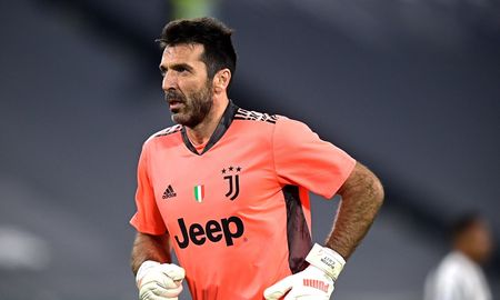 Gianluigi Buffon anunció que deja la Juventus pero que no se plantea retirarse. Gianluigi Buffon anunció que deja la Juventus pero que no se plantea retirarse.