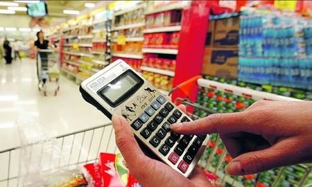 El 7,4% de julio fue la inflación mensual más alta desde la salida de la Convertibilidad (Abril 2002 llegó al 10,4%). El 7,4% de julio fue la inflación mensual más alta desde la salida de la Convertibilidad (Abril 2002 llegó al 10,4%).
