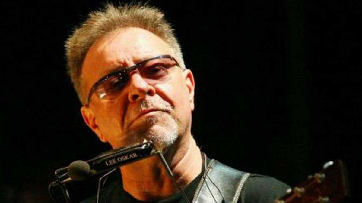 León Gieco agradeció al personal del Hospital Cullen a través de sus redes sociales.