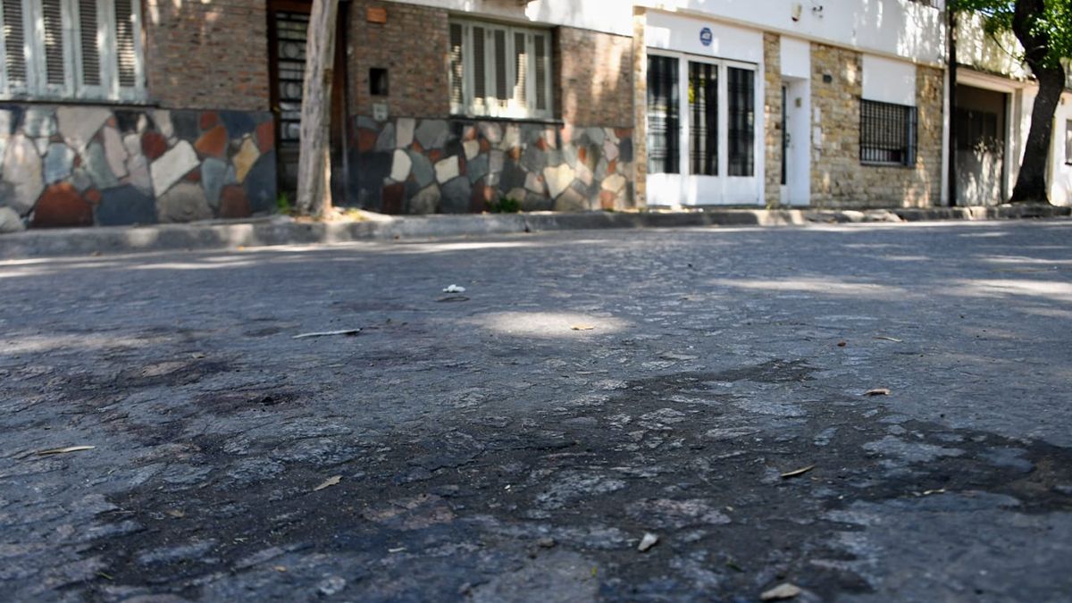 En Pasaje Independencia y Vera Mujica personal policial se encontró con un hombre de 52 años identificado como Wilson Daniel Silveira que había sido acribillado.