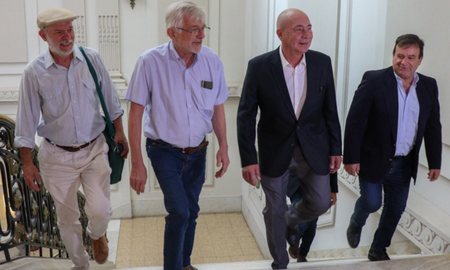 Los representantes de ATE y Upcn se reunieron este jueves con autoridades del Gobierno de Santa Fe. Los representantes de ATE y Upcn se reunieron este jueves con autoridades del Gobierno de Santa Fe.