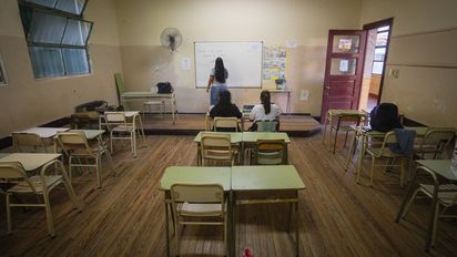 Ausentismo estudiantil en Santa Fe: casi la mitad de los alumnos dice faltar a la escuela al menos 15 días por año