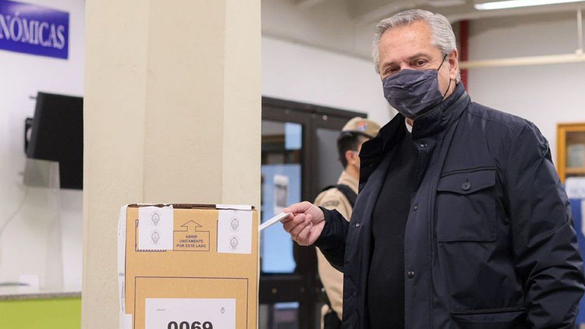 Venimos de emitir nuestro voto. Es un día de democracia y siempre lo celebro. Soy un hombre de estado de derecho y cada vez que Argentina vota es un día valioso e importante