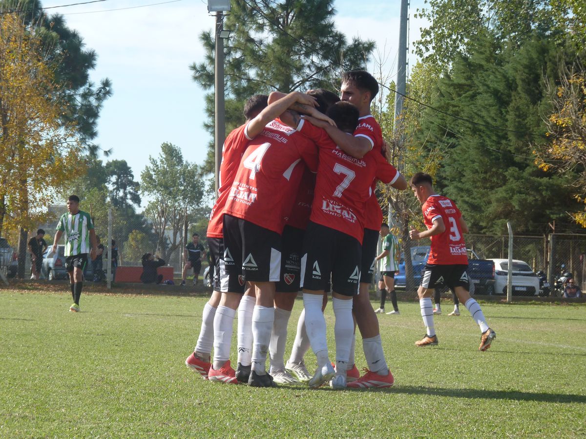 Independiente de Santo Tomé, el primer rival de Unión en el segundo semestre. Independiente de Santo Tomé, el primer rival de Unión en el segundo semestre.