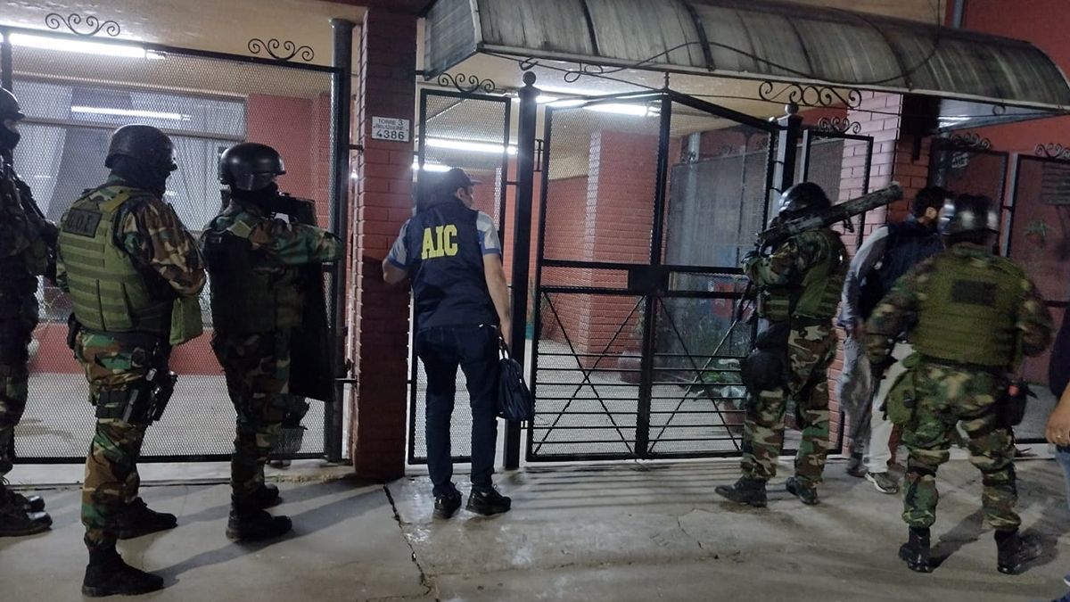 Los agentes llegaron y fueron hasta el departamento para lograr la detención del hoy imputado. 
