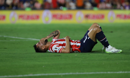 La decisión de Alberto Espínola tras romperse los ligamentos. La decisión de Alberto Espínola tras romperse los ligamentos.