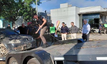 Buscan mejorar las condiciones de trabajo del personal policial y recuperar el entorno urbano de las comisarías. Buscan mejorar las condiciones de trabajo del personal policial y recuperar el entorno urbano de las comisarías.