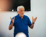 Sonríe Colón: llega la primera cara nueva en la era de José Alonso. Sonríe Colón: llega la primera cara nueva en la era de José Alonso.