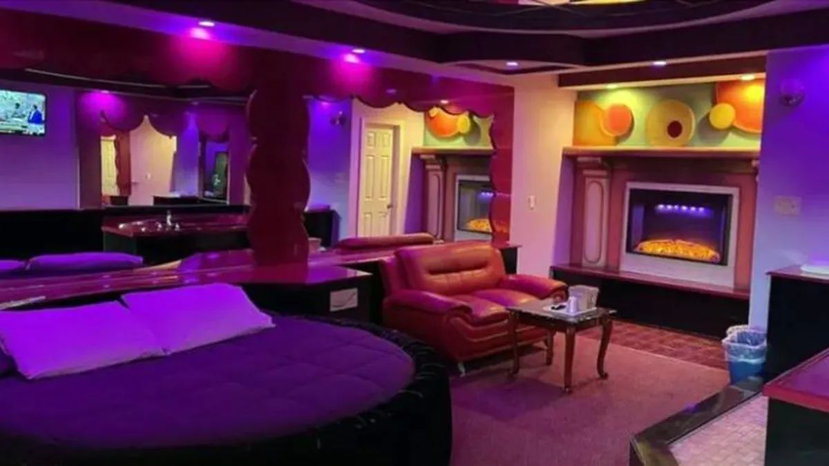 La habitación del hotel donde fue encontrado el hombre sin vida en Santiago del Estero.