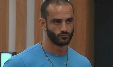 Gran Hermano: dos participantes confesaron que tienen celular y desataron un escándalo Gran Hermano: dos participantes confesaron que tienen celular y desataron un escándalo