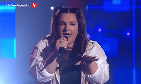 Luz Gaggi, ex finalista de La Voz Argentina, firmó contrato con una reconocida discográfica Luz Gaggi, ex finalista de La Voz Argentina, firmó contrato con una reconocida discográfica