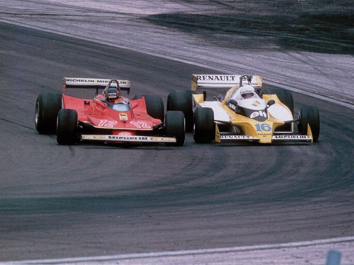 El 1 de julio de 1979, temporada en la que se consagraría subcampeón del mundo, Villeneuve protagonizó un duelo memorable con René Arnoux (Renault RS10) en las dos últimas vueltas del GP de Francia, en Dijon-Prenois. El canadiense finalizaría segundo, tras una dura batalla con el francés, con quien se pasó varias veces –y con toques de neumáticos incluidos– con maniobras extremadamente ajustadas.