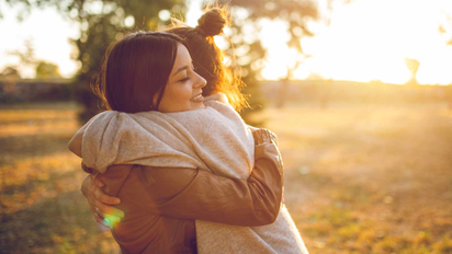 Cuál es el signo que más le gusta regalar flores en la primavera