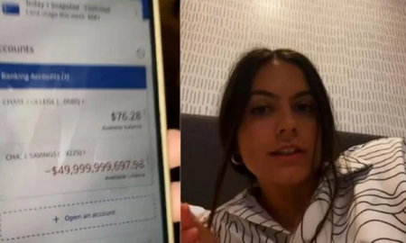Salió con sus amigos y al otro día cuando se despertó tenía una deuda de 50 mil millones de dólares. Salió con sus amigos y al otro día cuando se despertó tenía una deuda de 50 mil millones de dólares.