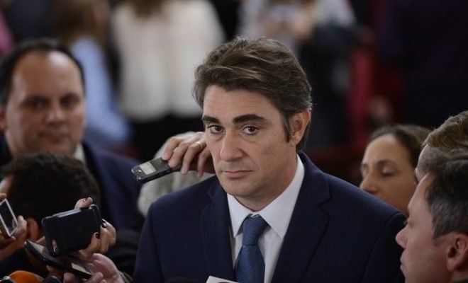 Renunció el secretario de Energía Javier Iguacel, tras anunciar el aumento del gas