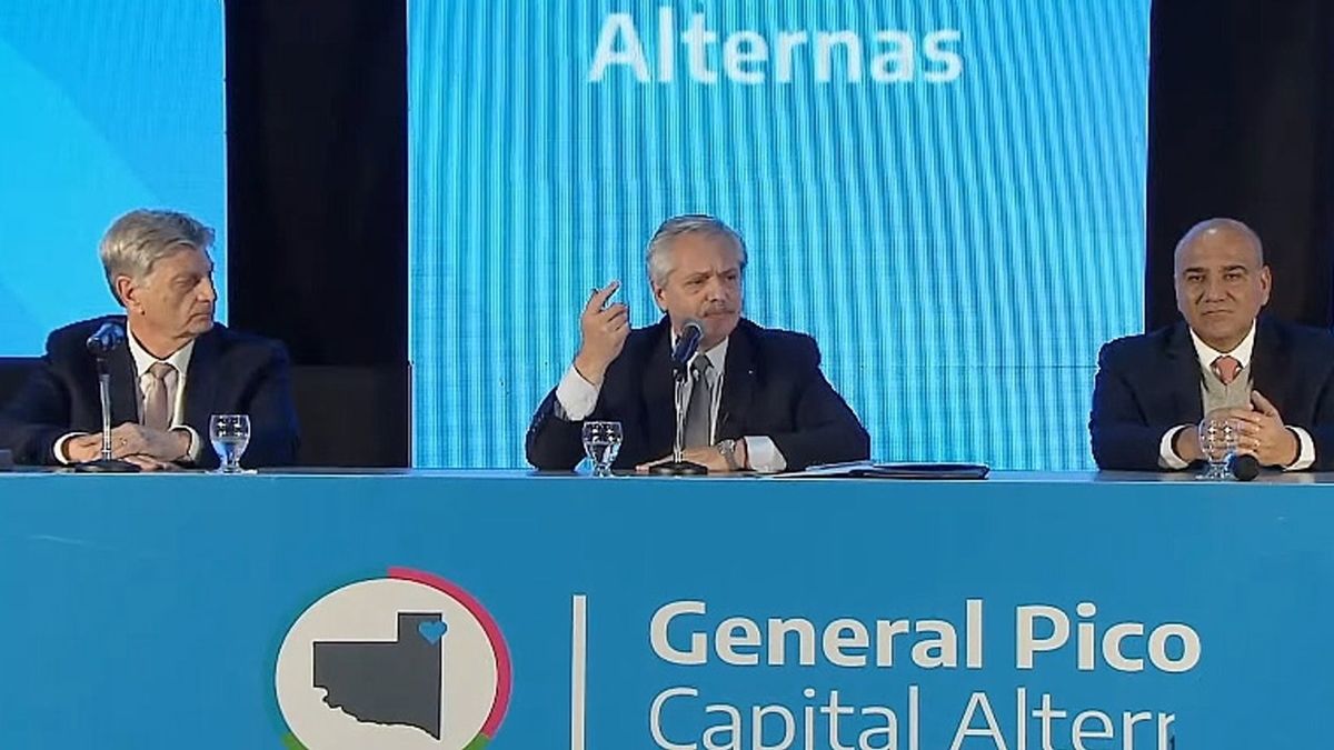 La última reunión del Gabinete fue el 3 de mayo pasado en General Pico, La Pampa, cuando el Presidente suscribió una serie de convenios y realizó anuncios de obras.