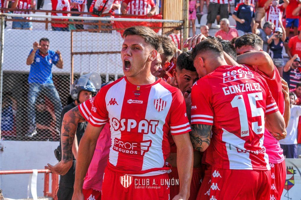 Enzo Roldán manifestó sus ganas de continuar en Unión, pero su futuro dependerá de Boca, club dueño de su pase, y que tiene otras ofertas por el jugador.