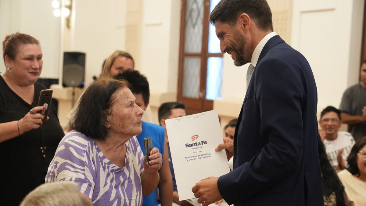 Los t&iacute;tulos de propiedad fueron gestionados a trav&eacute;s de la Direcci&oacute;n de Regularizaci&oacute;n Dominial del Ministerio de Igualdad y Desarrollo Humano.