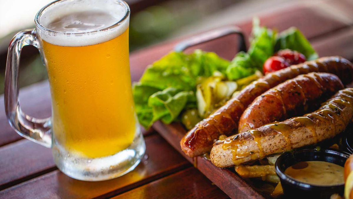 Escapada por la Ruta de la Salchicha en Villa General Belgrano: dónde probar cocina alemana