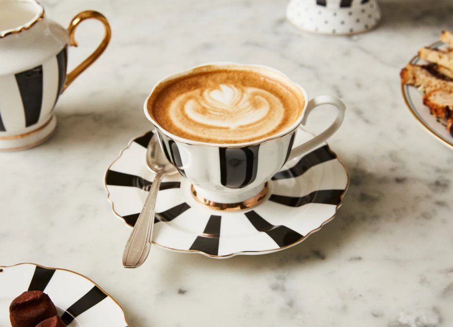 Por qué el café cargado después de comer se considera saludable