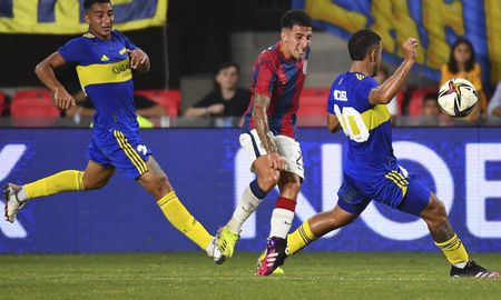 Boca Juniors venció 1- 0 a San Lorenzo en la final del torneo de verano. Boca Juniors venció 1- 0 a San Lorenzo en la final del torneo de verano.