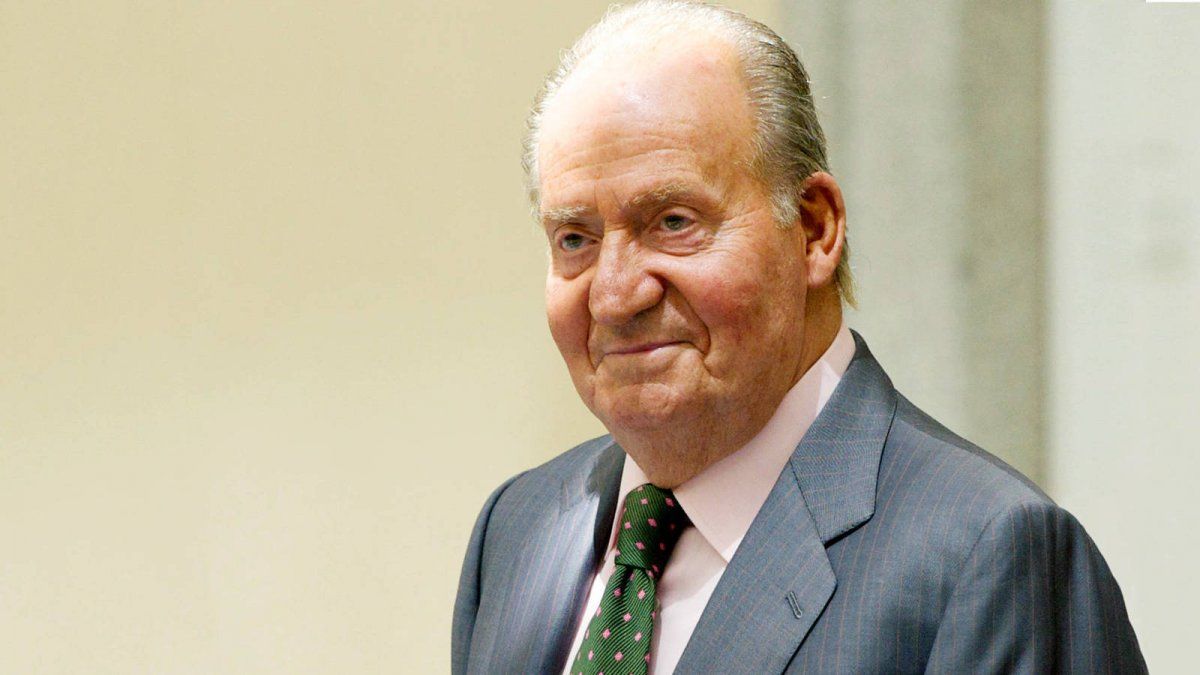 El rey Juan Carlos don&oacute; 70 millones de euros a sus amantes.