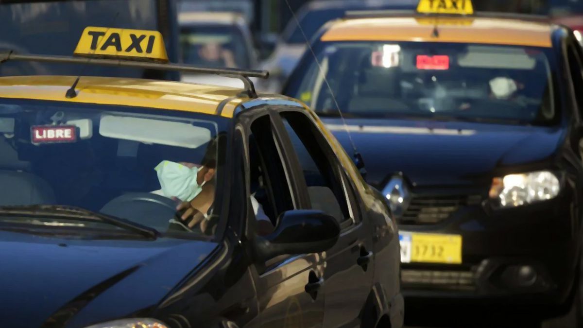 Todos los choferes de taxis en Rosario deberán hacer un curso de perspectiva de género.&nbsp;