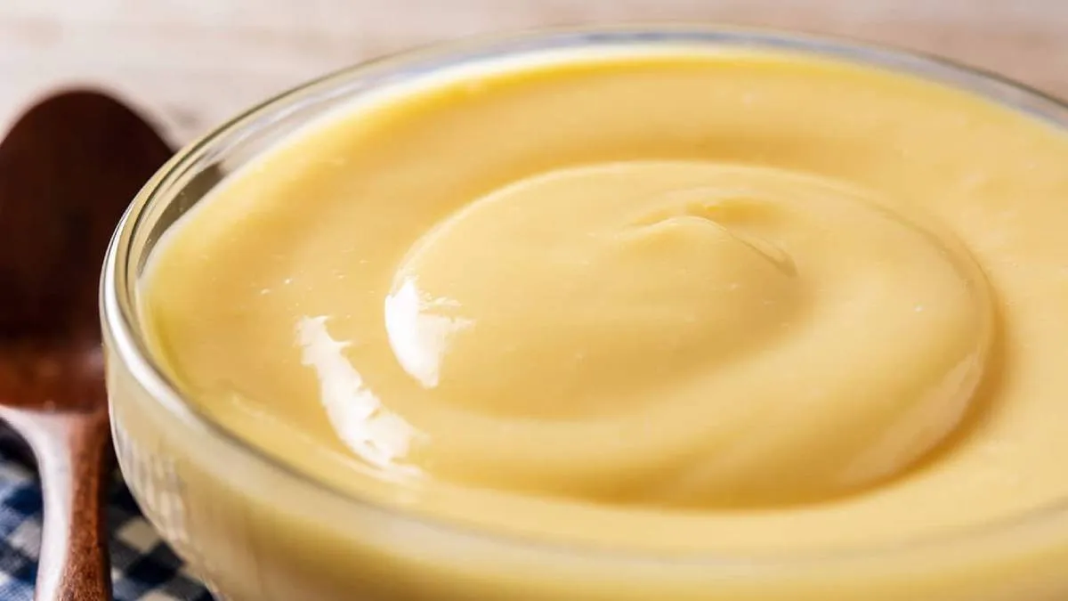 Cómo hacer crema pastelera de vainilla súper fácil: la receta rápida para rellenar tus postres