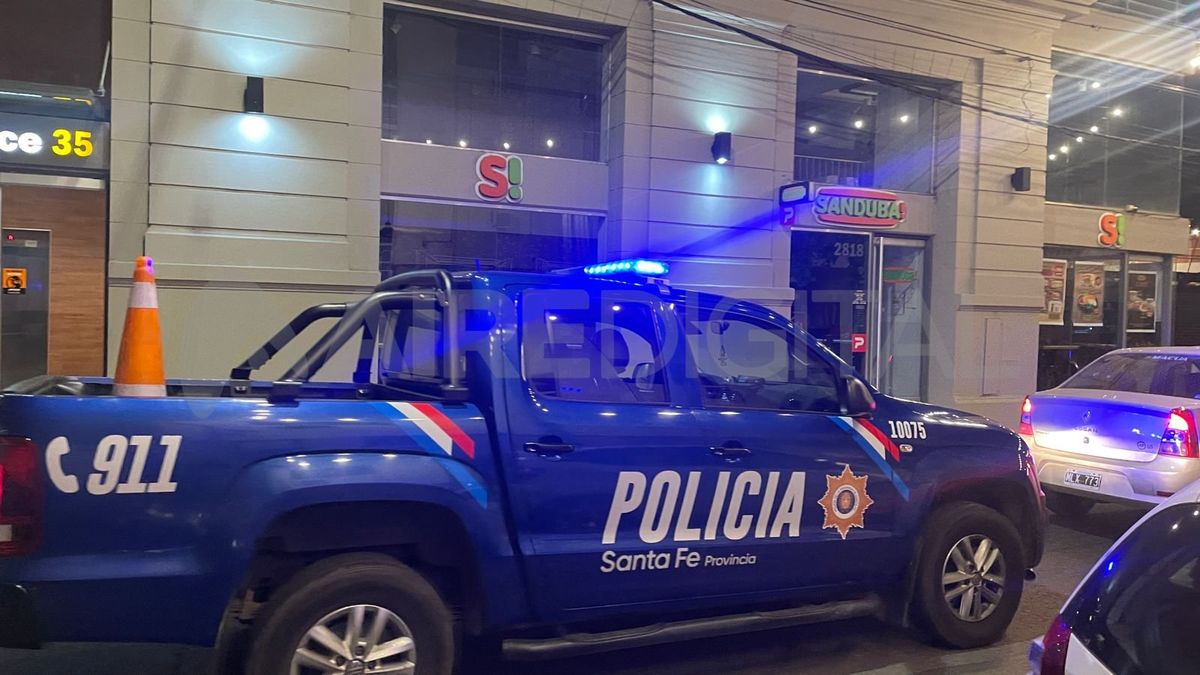 Intento de robo en una casa de comidas en Eva Perón 2800. Intento de robo en una casa de comidas en Eva Perón 2800.